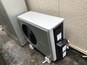 岐阜県 ヒートポンプ給湯器 エコキュート取替工事【株式会社山嘉】
