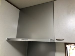岐阜県 キッチンリフォーム パナソニック レンジフード交換工事【株式会社山嘉】