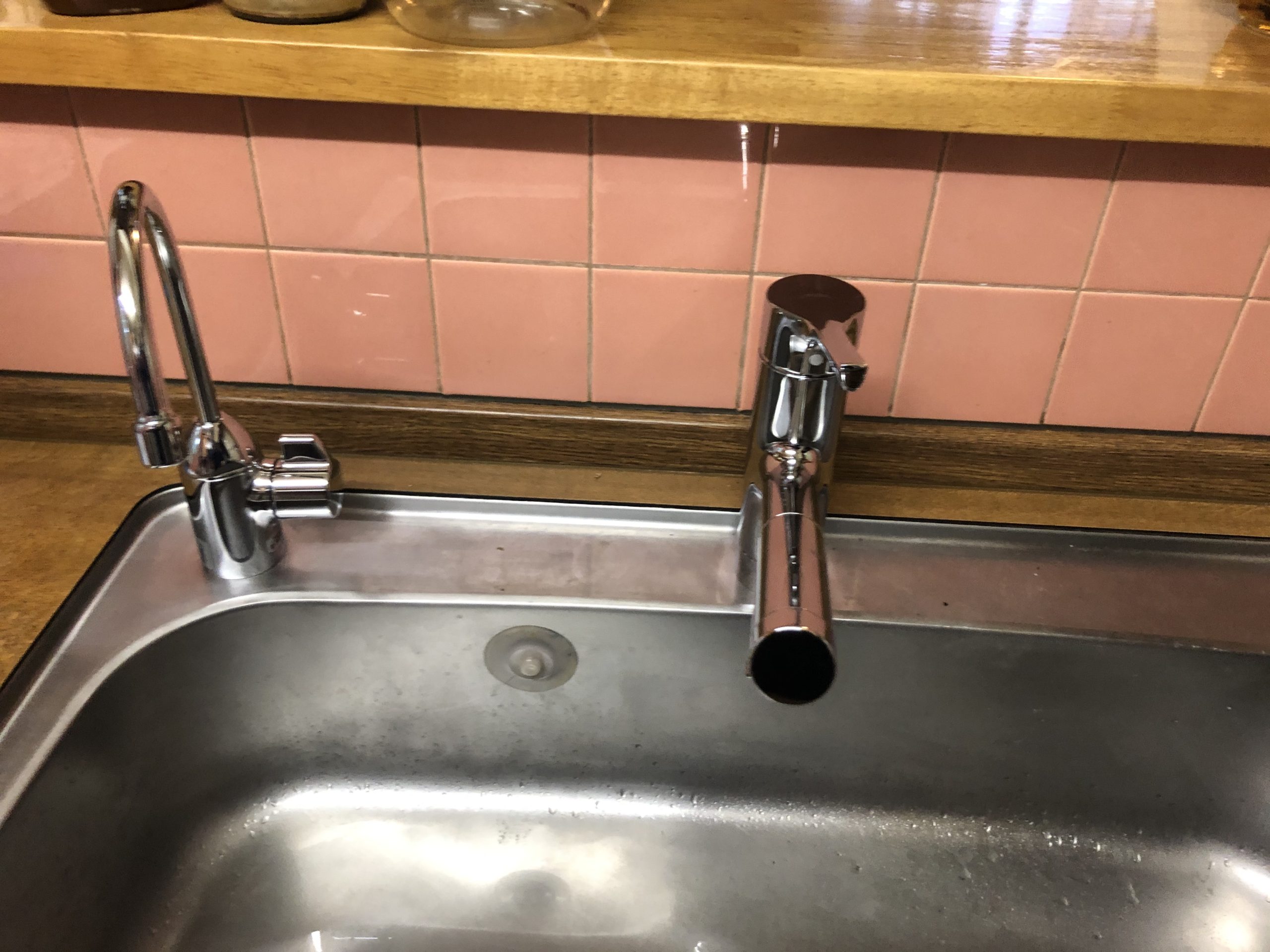 岐阜県 キッチン水栓取替工事【株式会社山嘉】