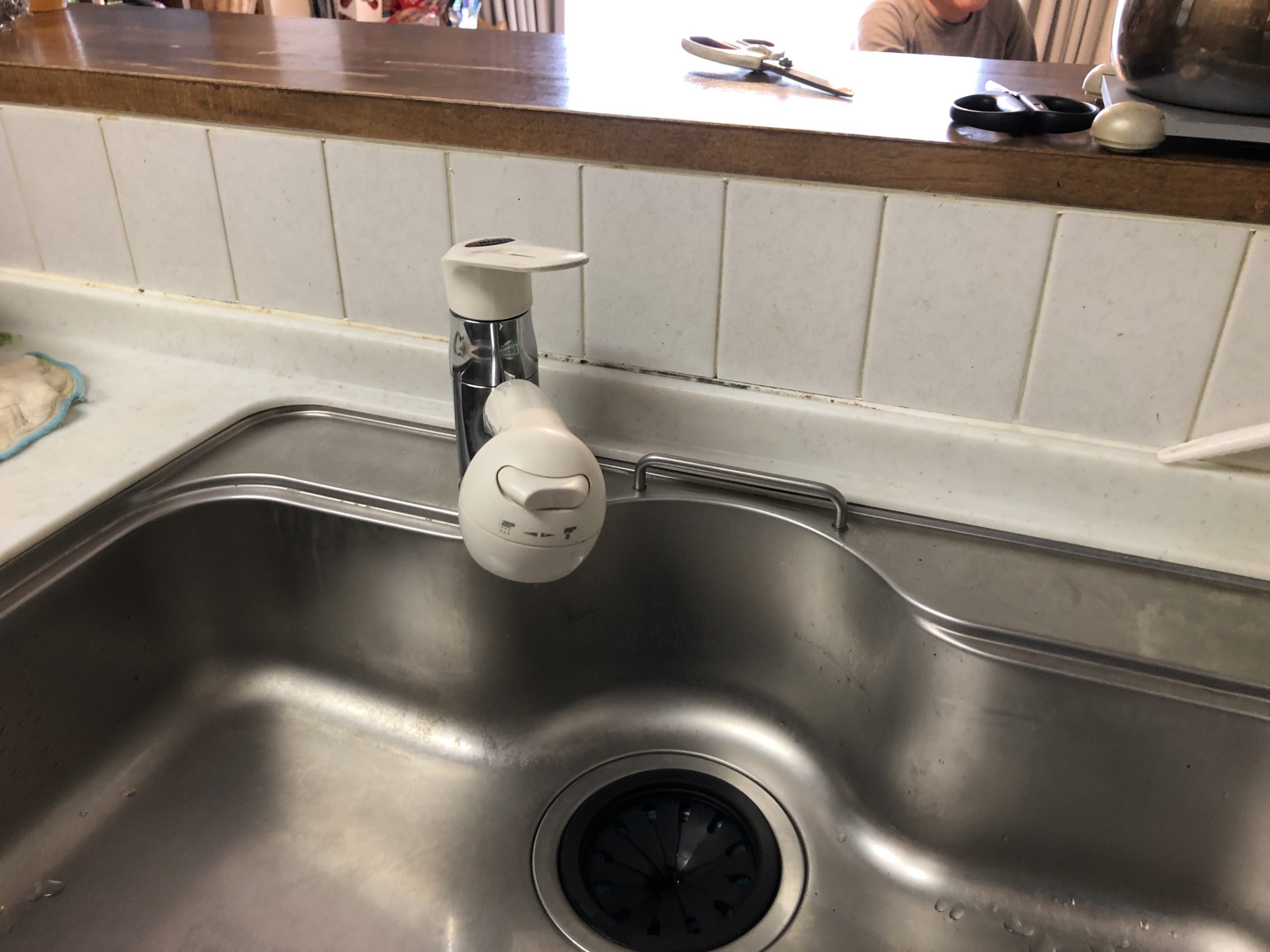 岐阜県 キッチン 台所水栓取替工事【株式会社山嘉】