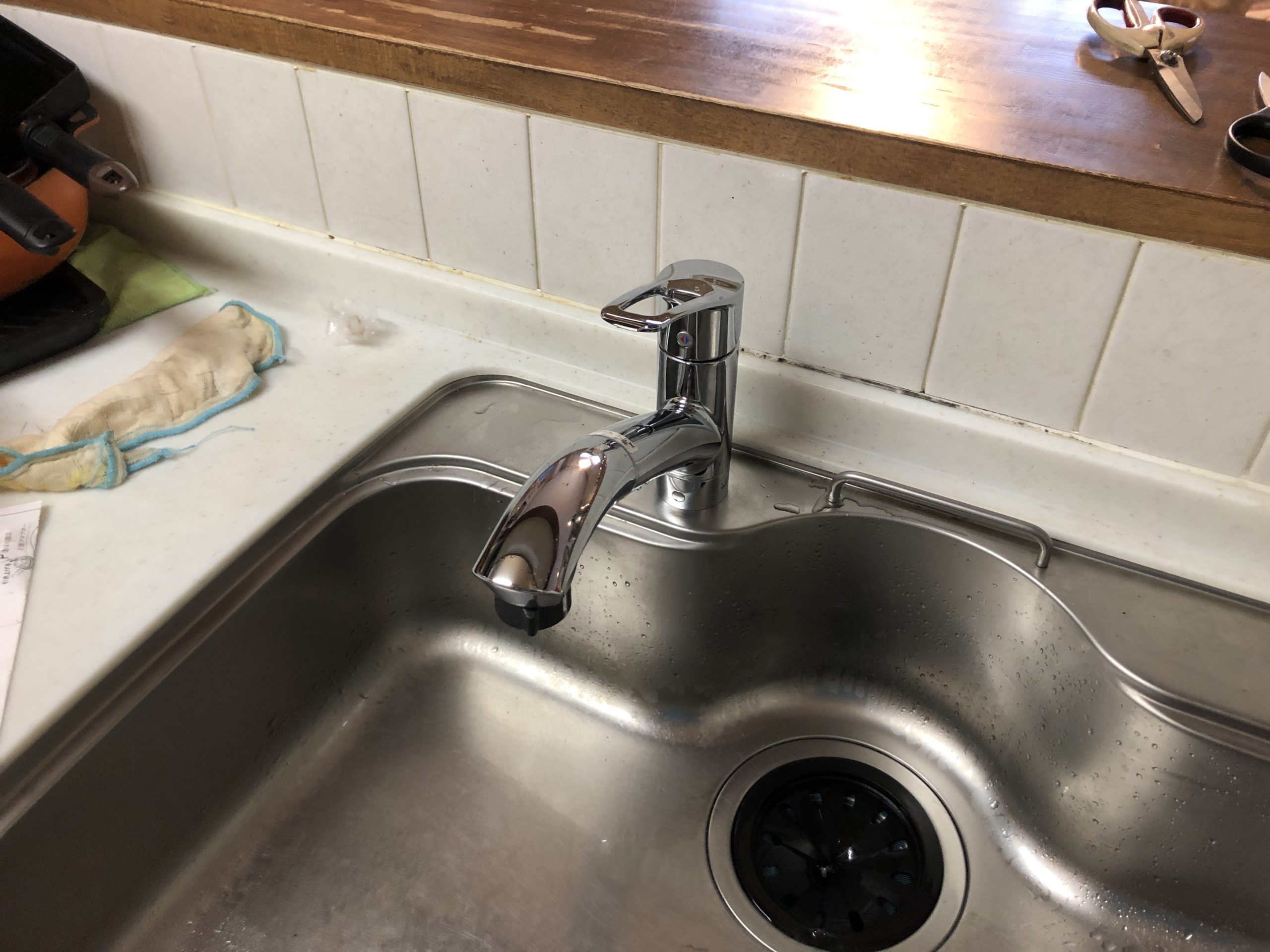 岐阜県 キッチン 台所水栓取替工事【株式会社山嘉】